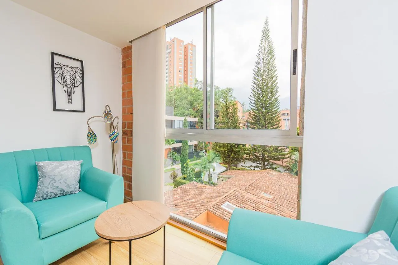 Loft Moderno En El Poblado Con Vista Y Parqueadero Mio Lofts 0*, Medellín