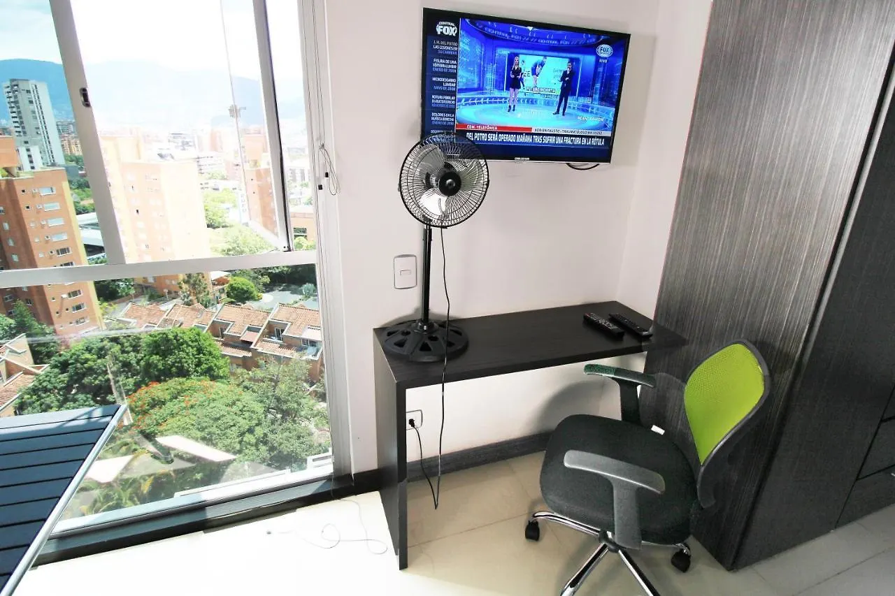 Loft Moderno En El Poblado Con Vista Y Parqueadero Mio Lofts Appartement