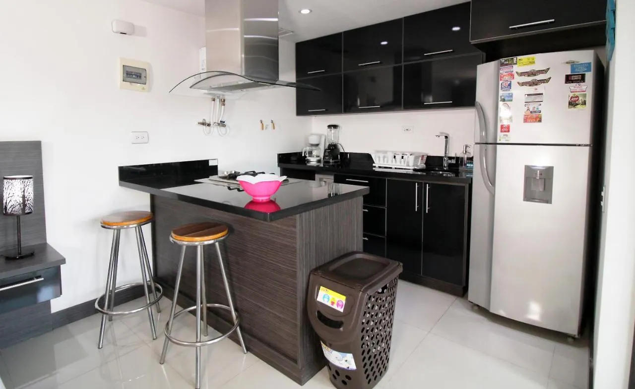 Loft Moderno En El Poblado Con Vista Y Parqueadero Mio Lofts Colombie