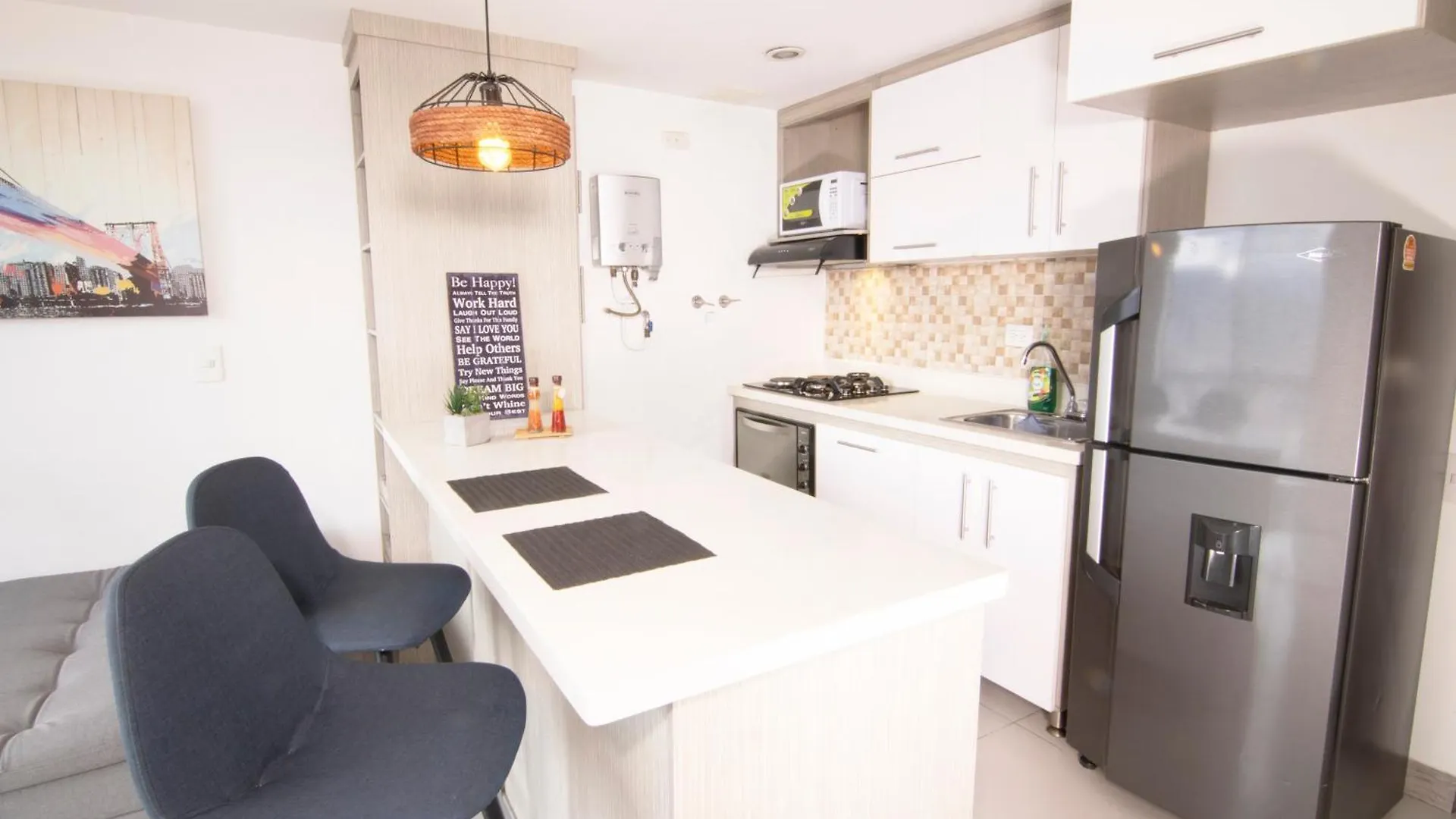 Loft Moderno En El Poblado Con Vista Y Parqueadero Mio Lofts Daire Medellín