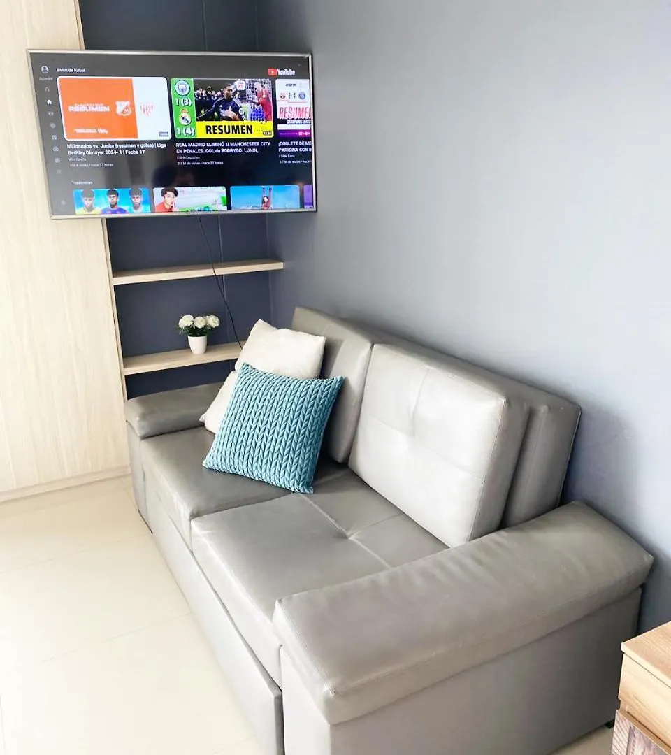 Loft Moderno En El Poblado Con Vista Y Parqueadero Mio Lofts Apartment Medellin 0*,  Colombia