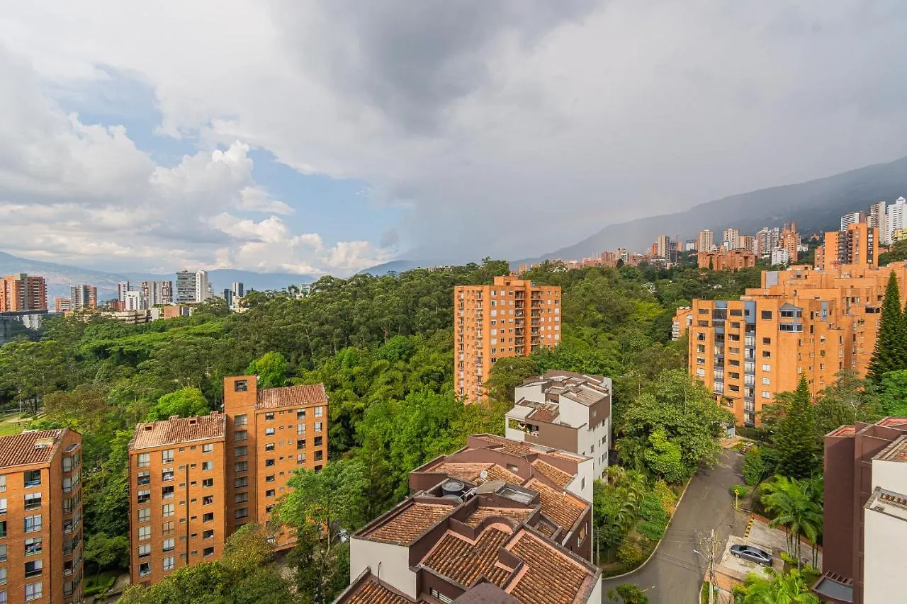 Loft Moderno En El Poblado Con Vista Y Parqueadero Mio Lofts 0*, Medellin Colombia