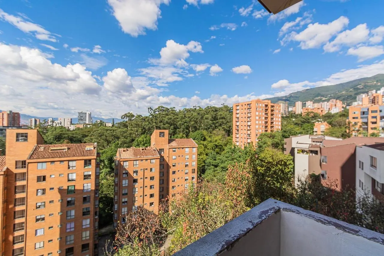Loft Moderno En El Poblado Con Vista Y Parqueadero Mio Lofts 0*, Medellin