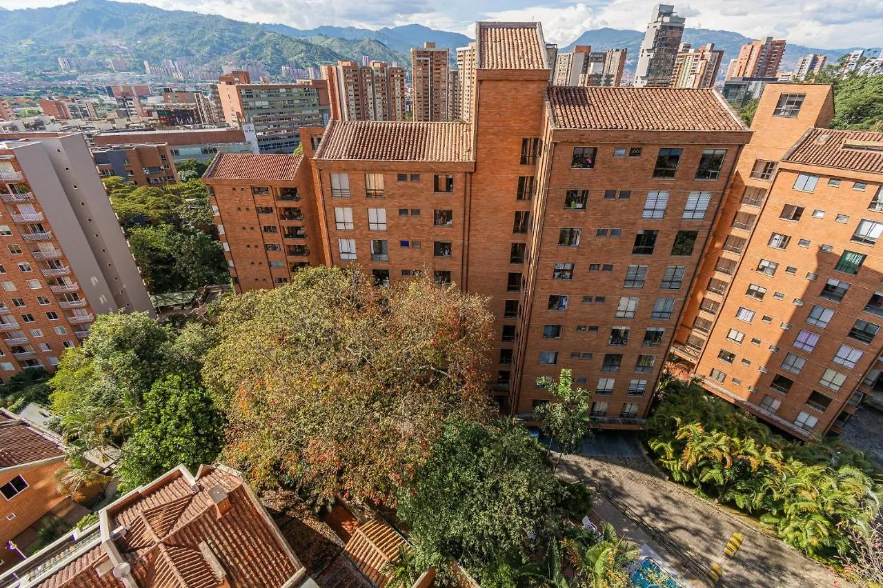 Loft Moderno En El Poblado Con Vista Y Parqueadero Mio Lofts 0*, Medellin Colombia