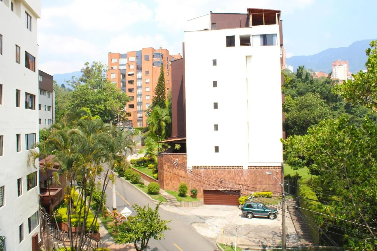 Loft Moderno En El Poblado Con Vista Y Parqueadero Mio Lofts Apartment