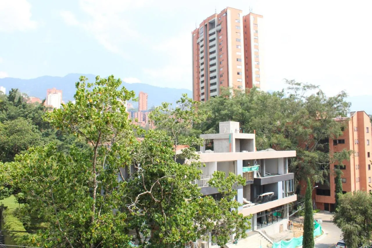 Loft Moderno En El Poblado Con Vista Y Parqueadero Mio Lofts 0*, Medellin Colombia