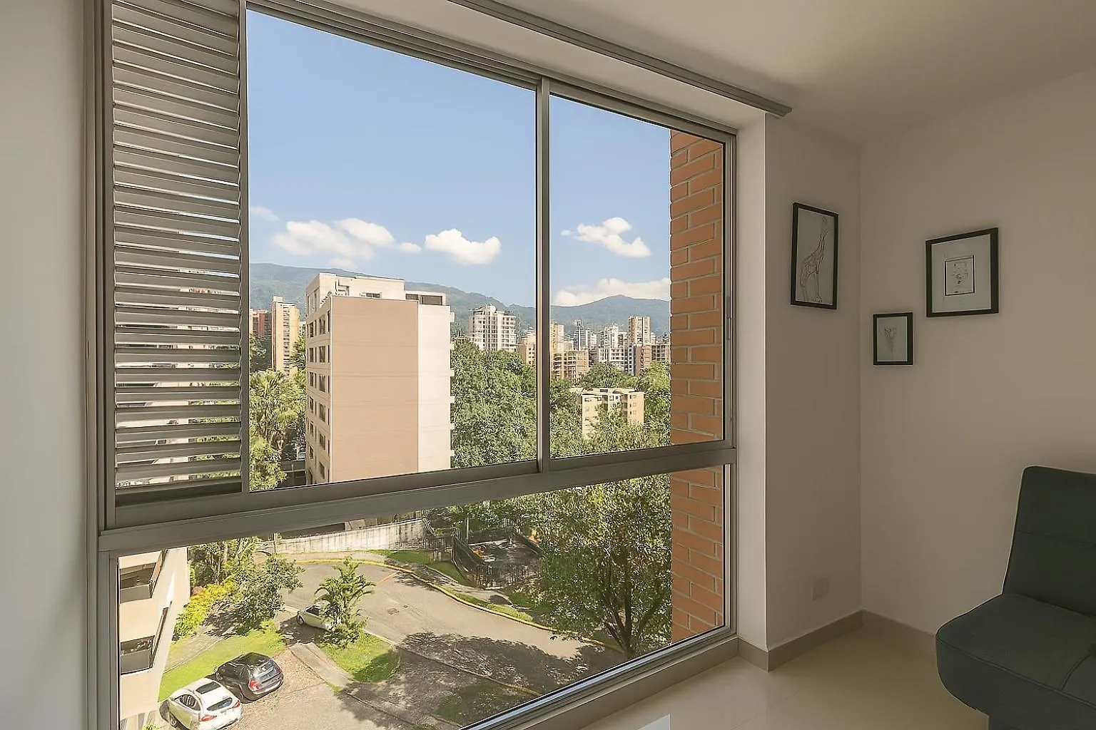 Loft Moderno En El Poblado Con Vista Y Parqueadero Mio Lofts Medellin