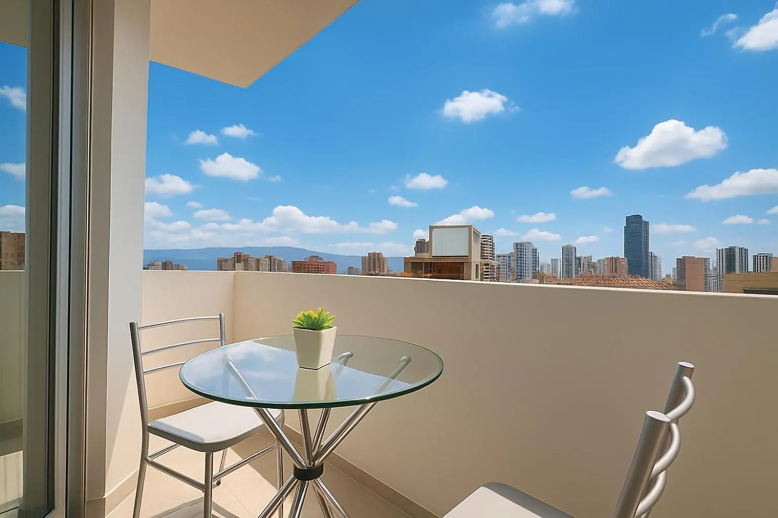Loft Moderno En El Poblado Con Vista Y Parqueadero Mio Lofts 0*, Medellin Colombia